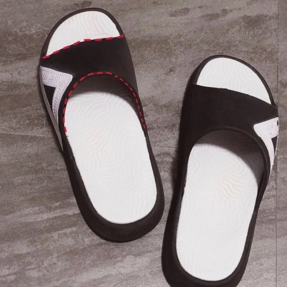 Sandals_&_Flip_Flops